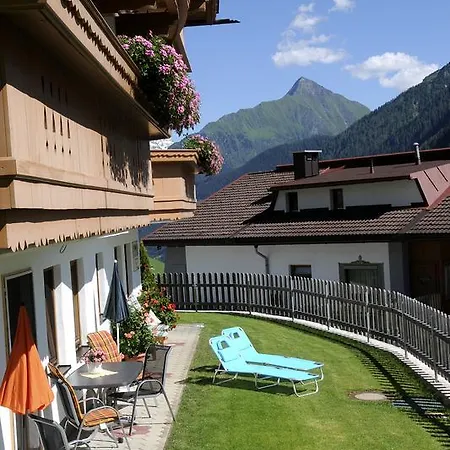 Appartamento Haus Leonhard *