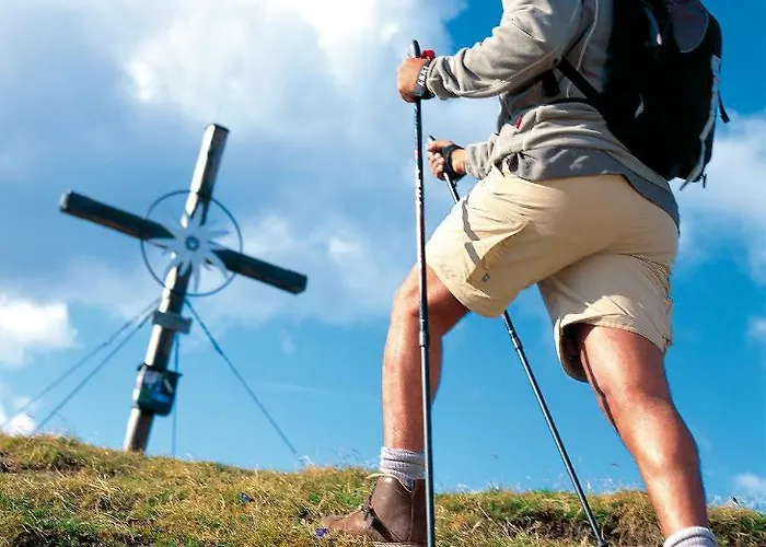 Haus Leonhard * トゥクス